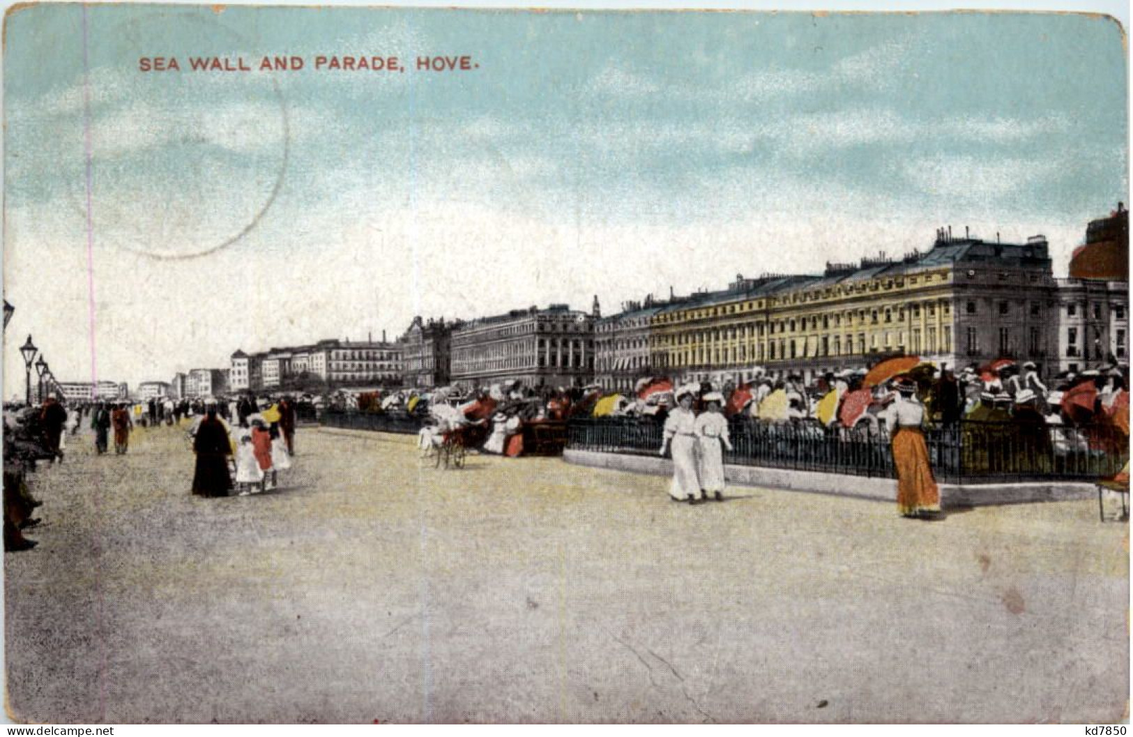 Hove - Sea Wall And Parade - Brighton