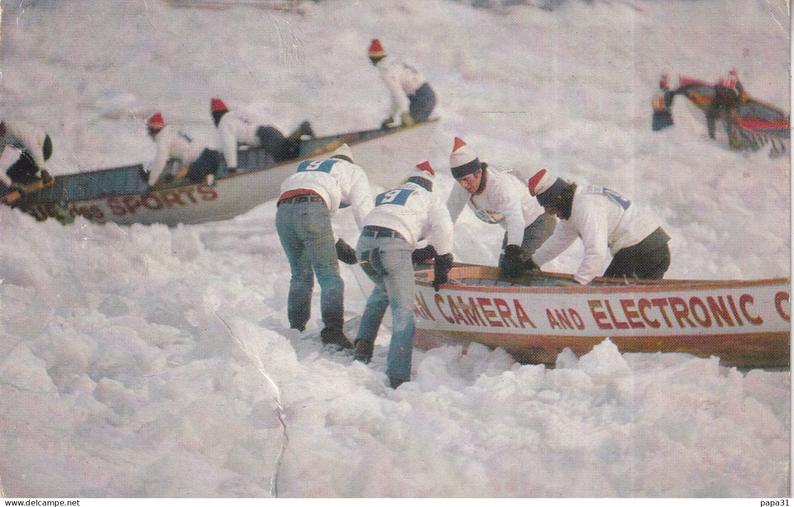 LA COURSE EN CANOTS - Evénement  Du Carnaval De Québec  - CANADA - Other & Unclassified