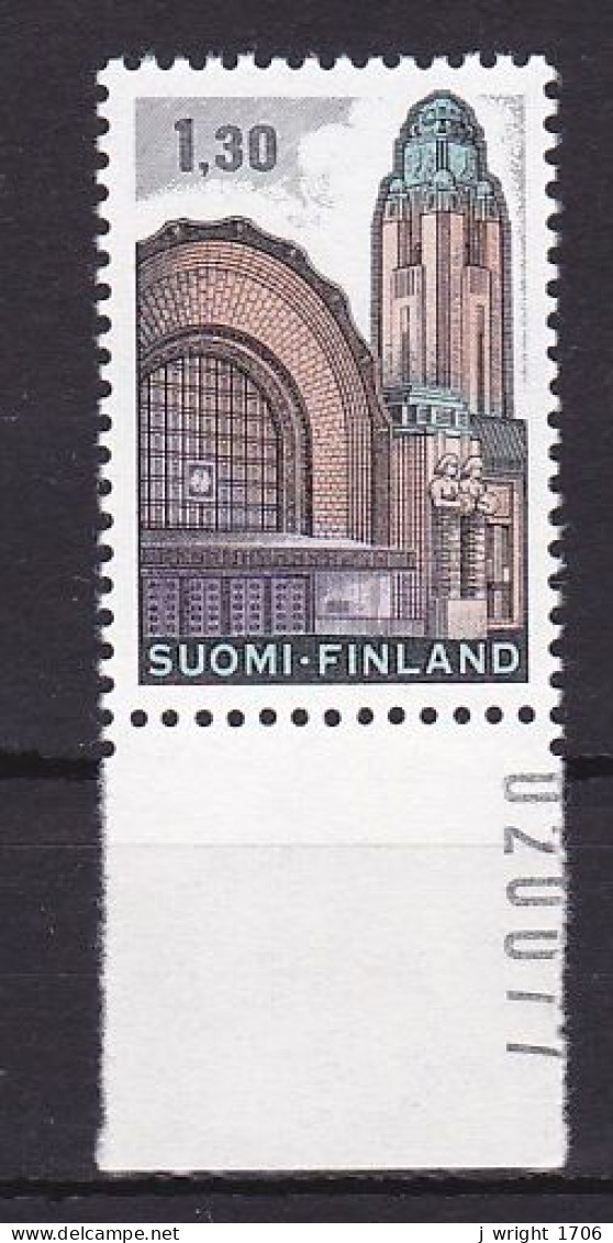 Finland, 1971, Helsinki Railway Station/Normal Paper, 1,30mk, MNH - Nuevos