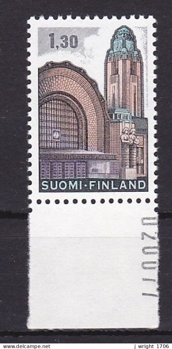 Finland, 1971, Helsinki Railway Station/Normal Paper, 1,30mk, MNH - Unused Stamps