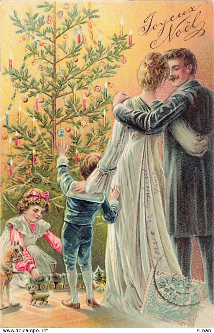N°24886 - Carte Gaufrée - Serie 3736 - Joyeux Noël - Un Couple Et Ses Enfants Près D'un Sapin - Autres & Non Classés