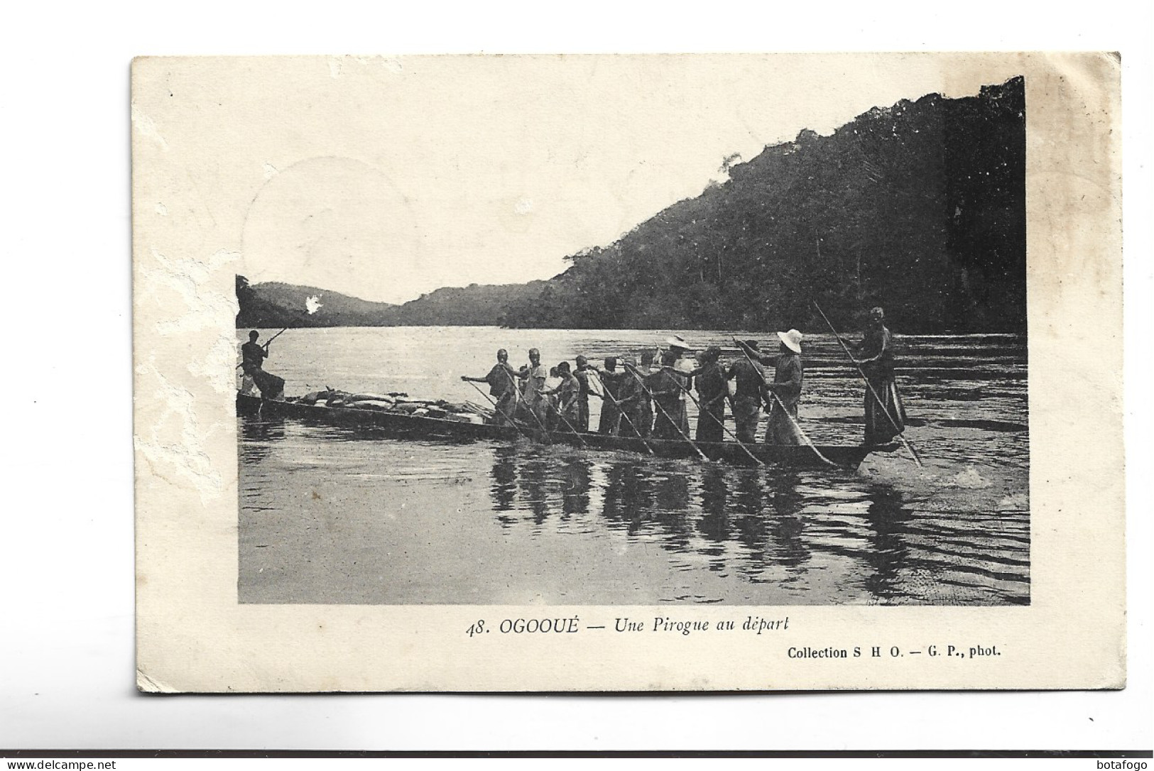 CPA GABON , OGOOUE , UNE PIROGUE AU DEPART  En 1910! - Gabun