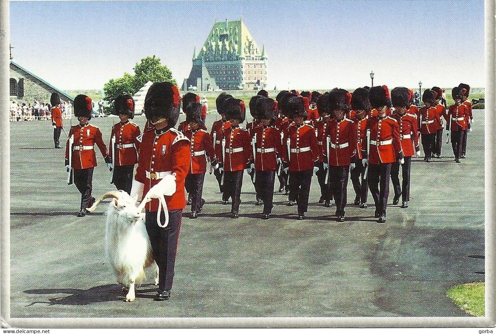 *CPM - CANADA - QUEBEC - Le Changement De La Garde à La Citadelle De Québec. - Québec - La Citadelle