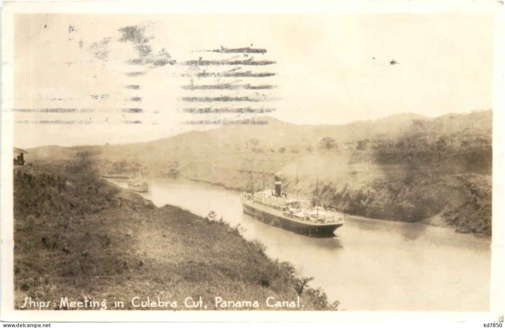 Panama Canal - Ships Meeting In Culebra Cut - Panama