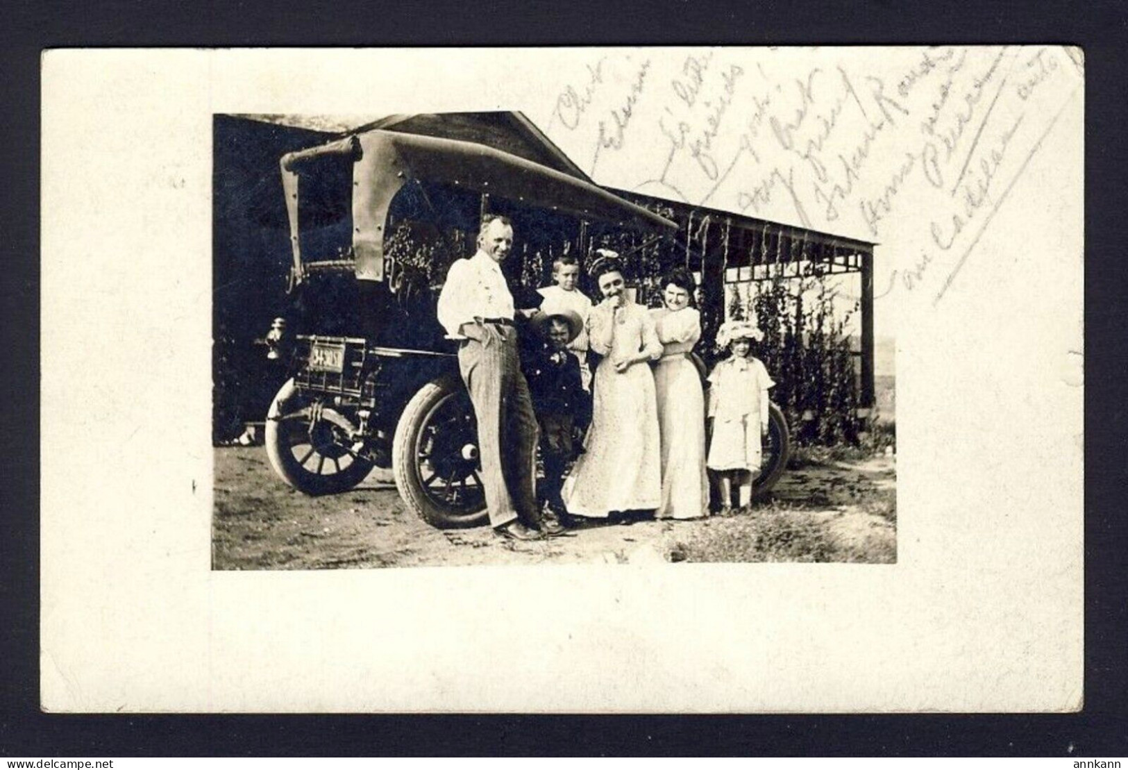 Family, CADILLAC Car 1910 Real Photo Postcard RPPC Posted: RAILWAY CDS: 1910 RPO ELROY & ?? To LATROBE PA - Voitures De Tourisme