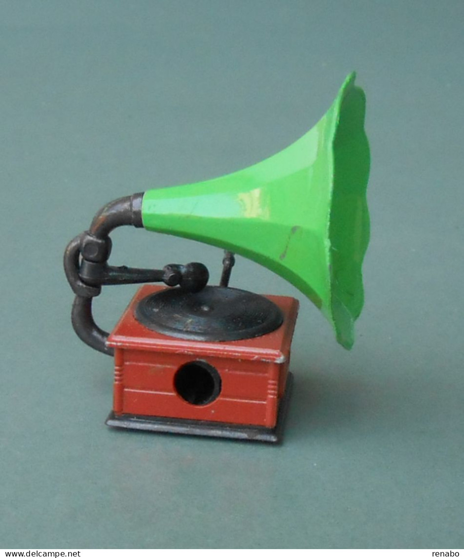 Green & Brown Phonograph. Made In Hong Kong. Temperamatite, Pencil-sharpener, Taille Crayon, Anspitzer. Never Used. - Andere & Zonder Classificatie