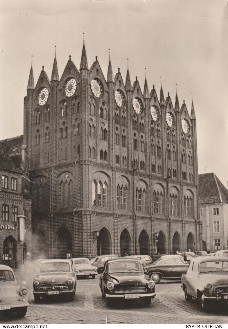 0-2300 STRALSUND, Rathaus, Trabbi, Wartburg... - Stralsund