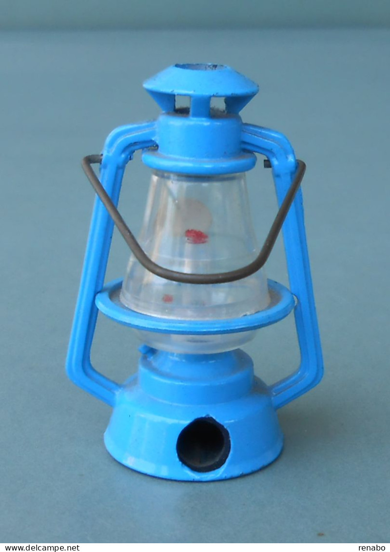 Blue Railroad Lantern , Rare, Made In Hong Kong. Temperamatite, Pencil-sharpener, Taille Crayon, Anspitzer. Never Used. - Other & Unclassified