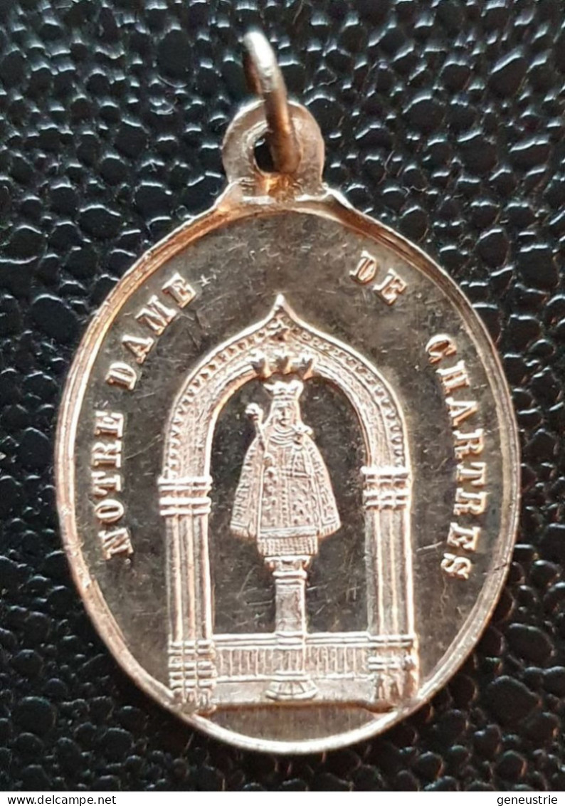 Pendentif Médaille Religieuse Argent 800 Fin XIXe "Notre-Dame De Chartres / Ste Robe De La Ste Vierge" Silver Medal - Religione & Esoterismo