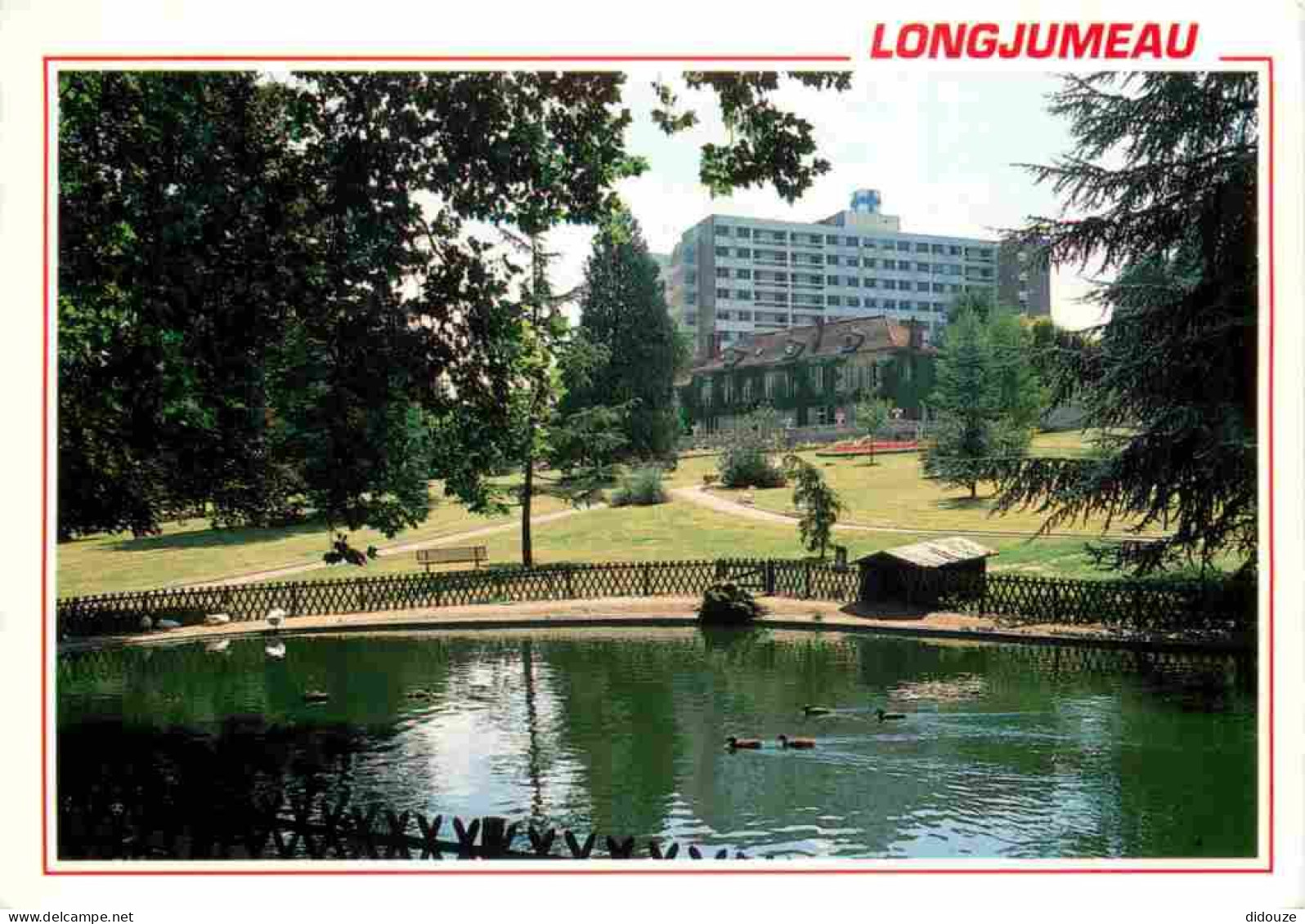 91 - Longjumeau - Le Parc De L'Hôtel De Ville - Immeubles - CPM - Voir Scans Recto-Verso - Longjumeau