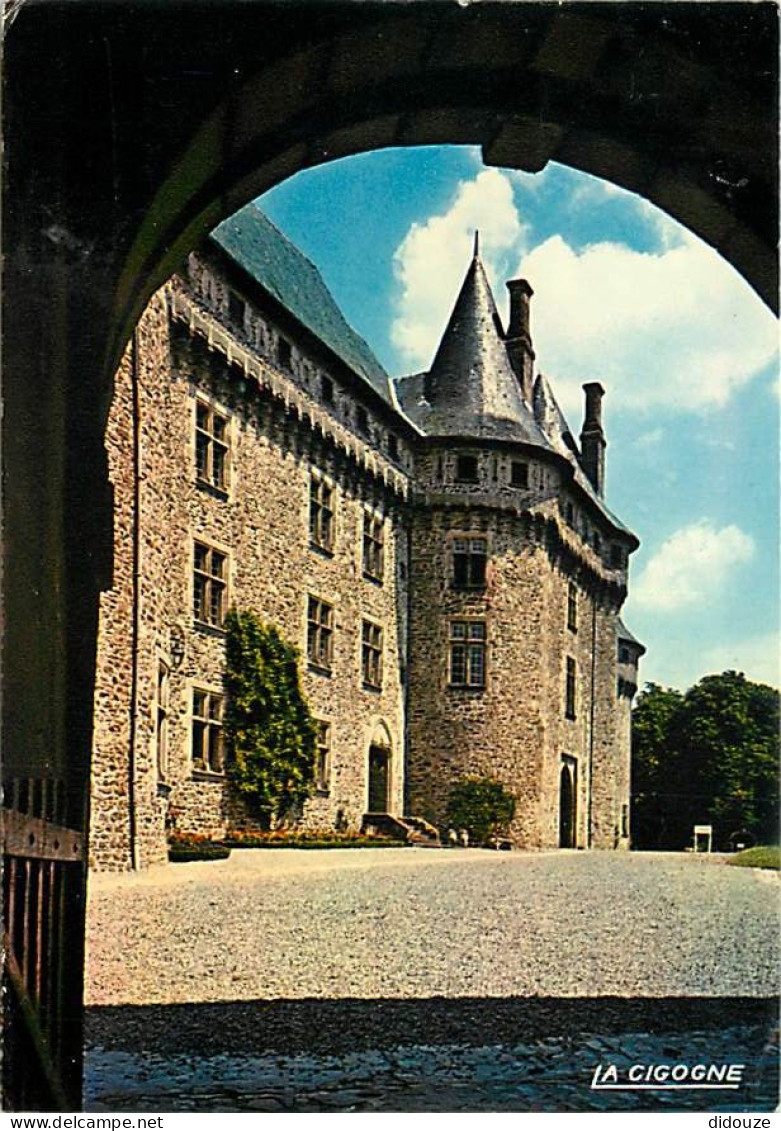 19 - Pompadour - Le Château - L'entrée - Flamme Postale De Arnac Pompadour - CPM - Voir Scans Recto-Verso - Arnac Pompadour