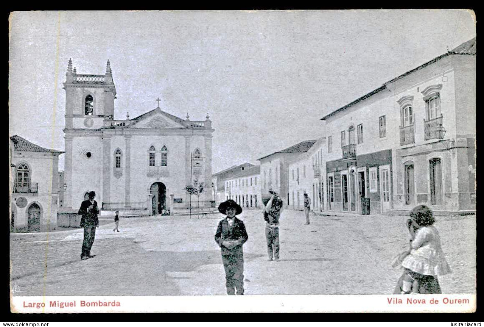 VILA NOVA DE OUREM -Largo Miguel Bombarda. ( Ed. Da Loja Do Povo ) Carte Postale - Santarem