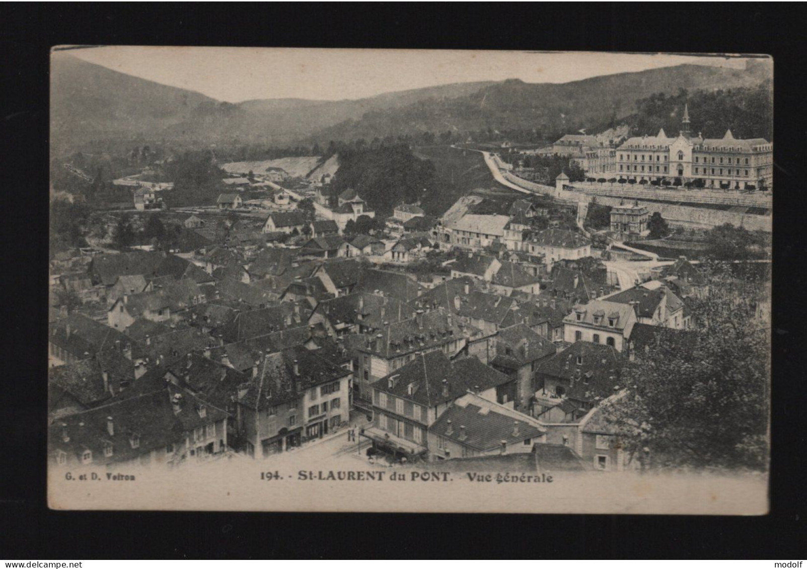 CPA - 38 - St-Laurent-du-Pont - Vue Générale - Non Circulée - Saint-Laurent-du-Pont