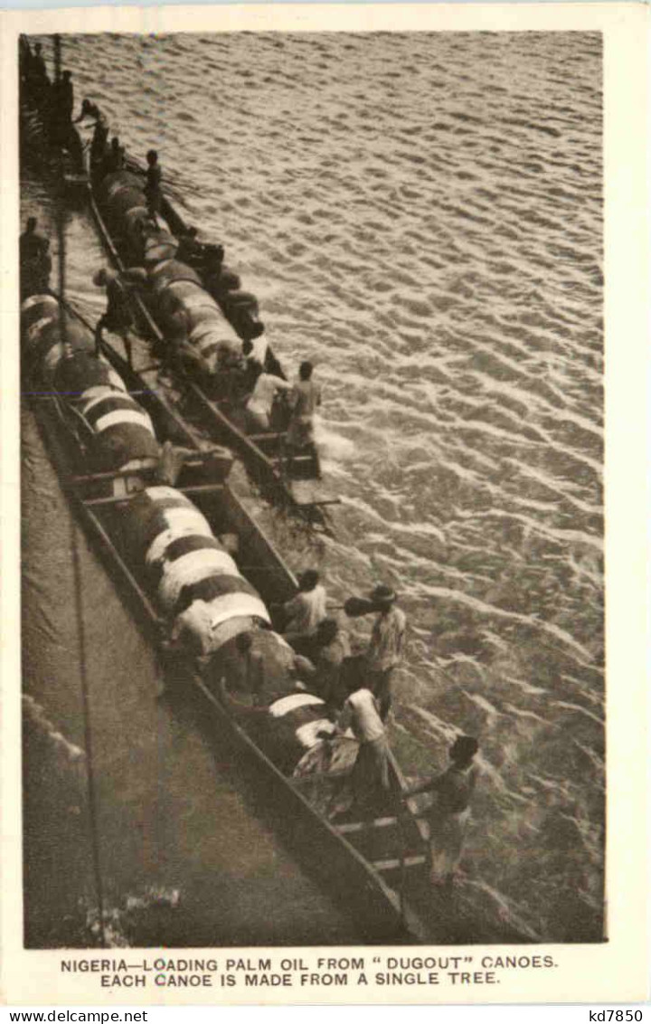 Nigeria - Loading Palm Oil From Dugout Canoes - Nigeria