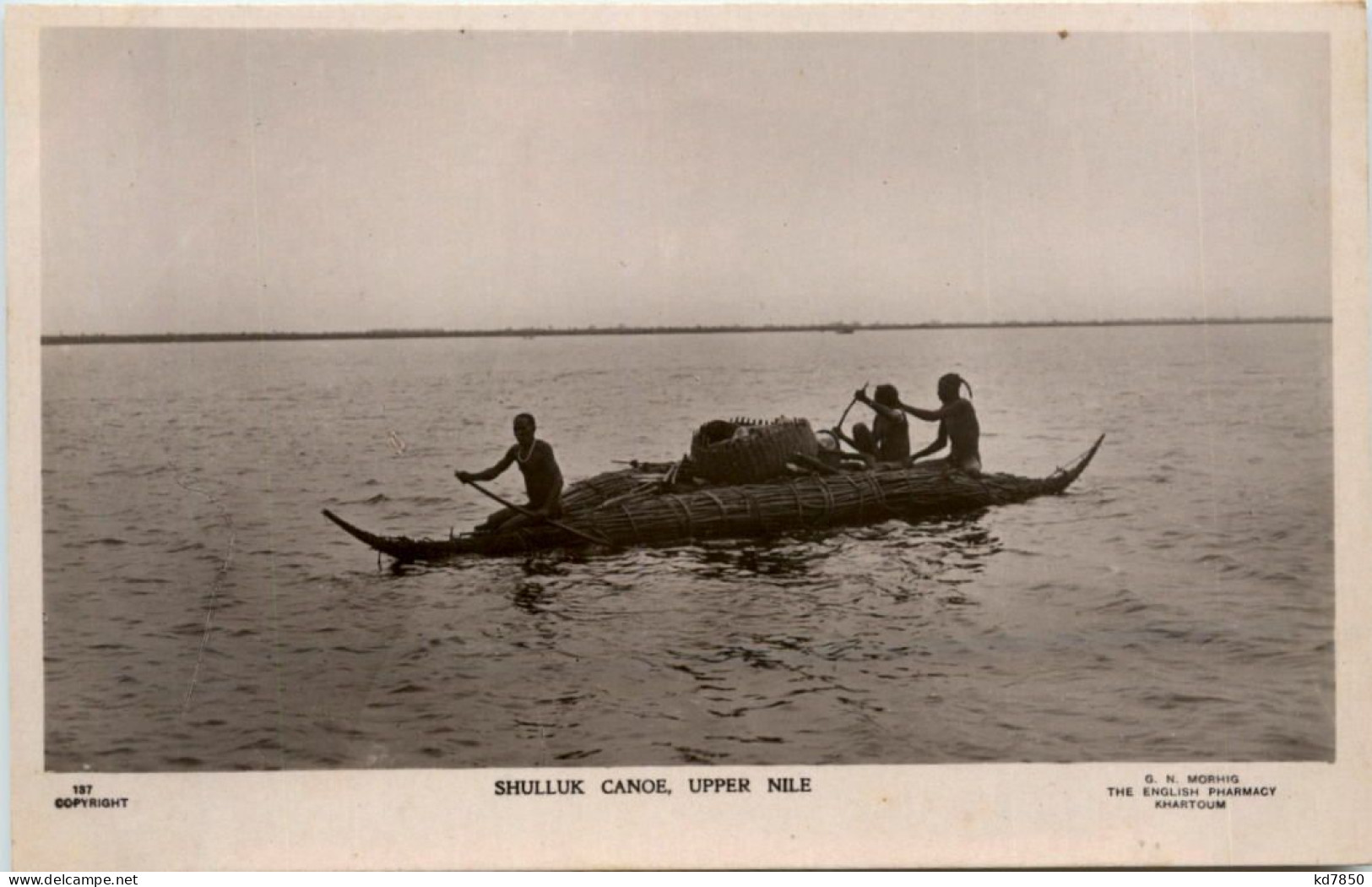 Shulluk Canoe Upper Nile - Sudan - Soedan