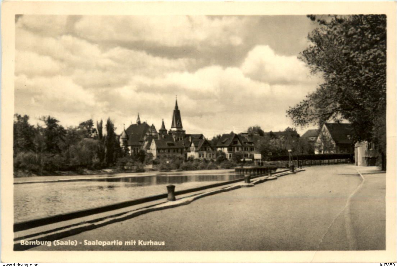 Bernburg/saale, Saalepartie Mit Kurhaus - Bernburg (Saale)