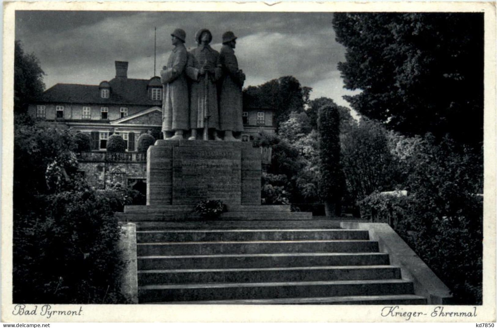 Bad Pyrmont, Krieger-Ehrenmal - Bad Pyrmont