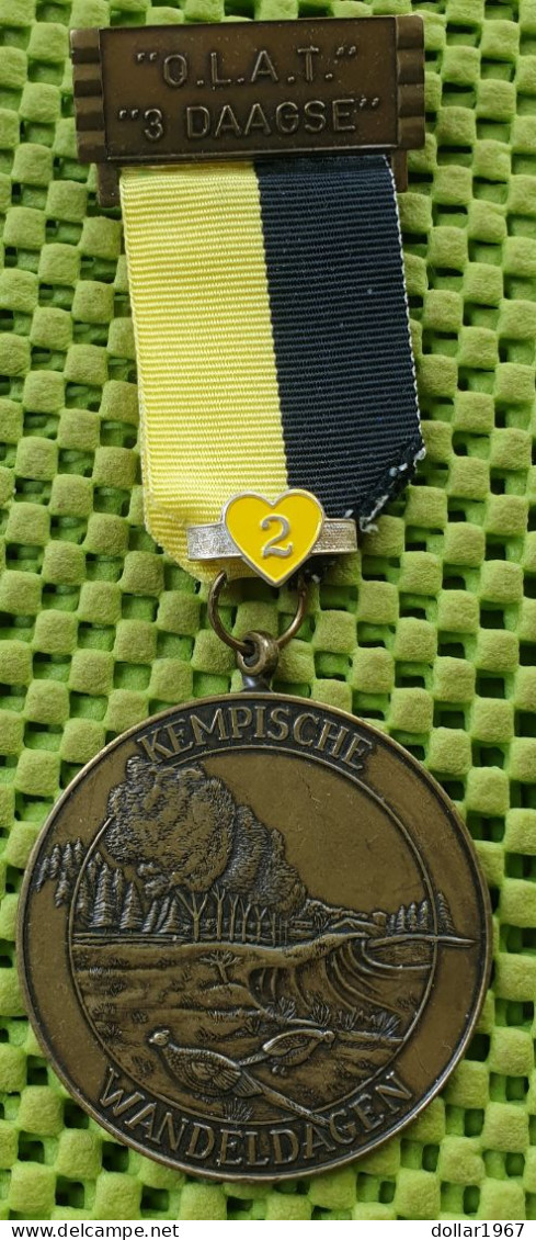 Medaile   : Kempische Wandeldagen, O.L.A.T. 3 Daagse, Brons  .-  Original Foto  !!  Medallion  Dutch - Andere & Zonder Classificatie