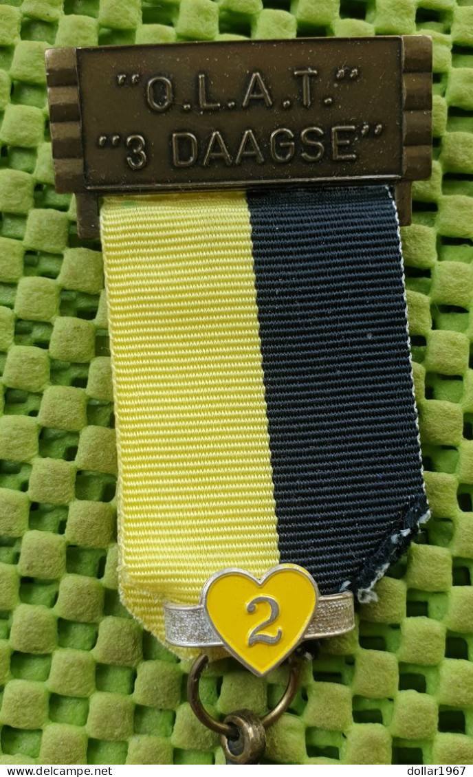 Medaile   : Kempische Wandeldagen, O.L.A.T. 3 Daagse, Brons  .-  Original Foto  !!  Medallion  Dutch - Andere & Zonder Classificatie