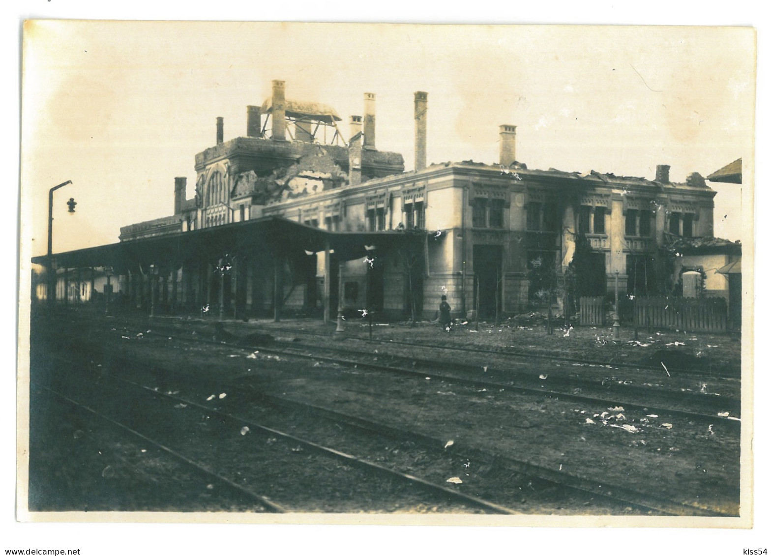 RO 33 - 23070 BUZAU, Railway Station Destroyed, Romania - Old Postcard, Real Photo (14/9,5 Cm )- Unused - Rumänien