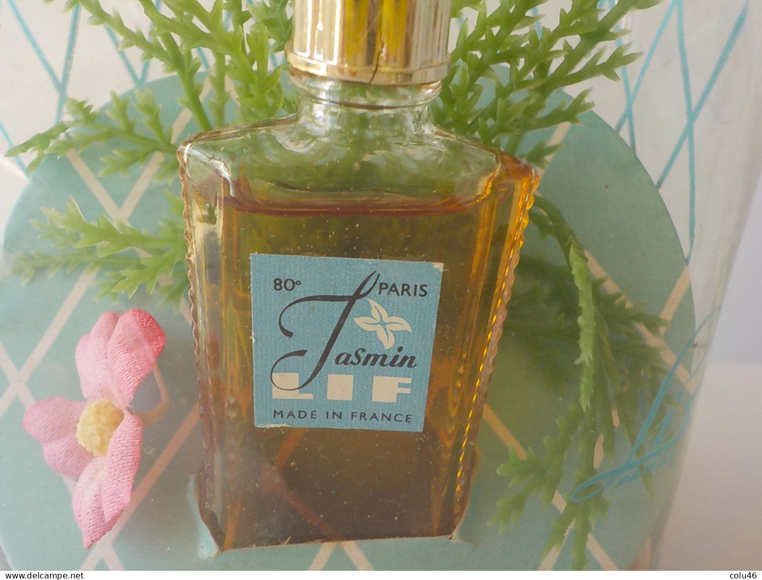 Ancienne Miniature De Parfum Dans Boîte Transparente Avec Fleur Végétation Jasmin De Lif France - Miniaturas (en Caja)