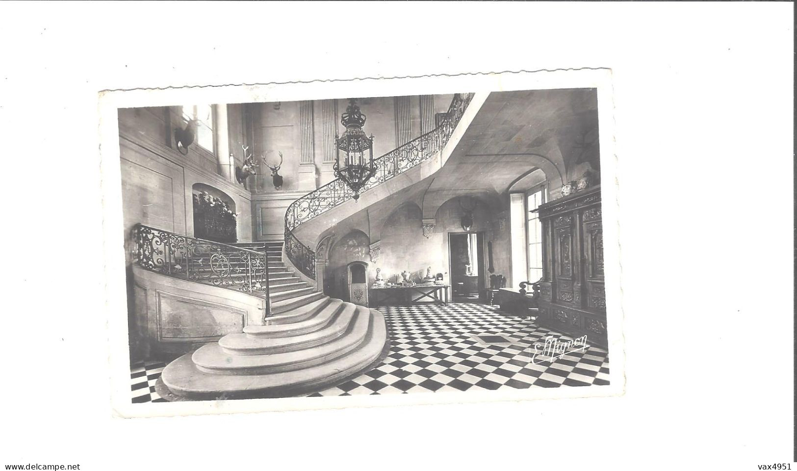 CHATEAU D ANET   VESTIBULE D ENTREE ET GRAND ESCALIER      ****   A   SAISIR ***** - Anet