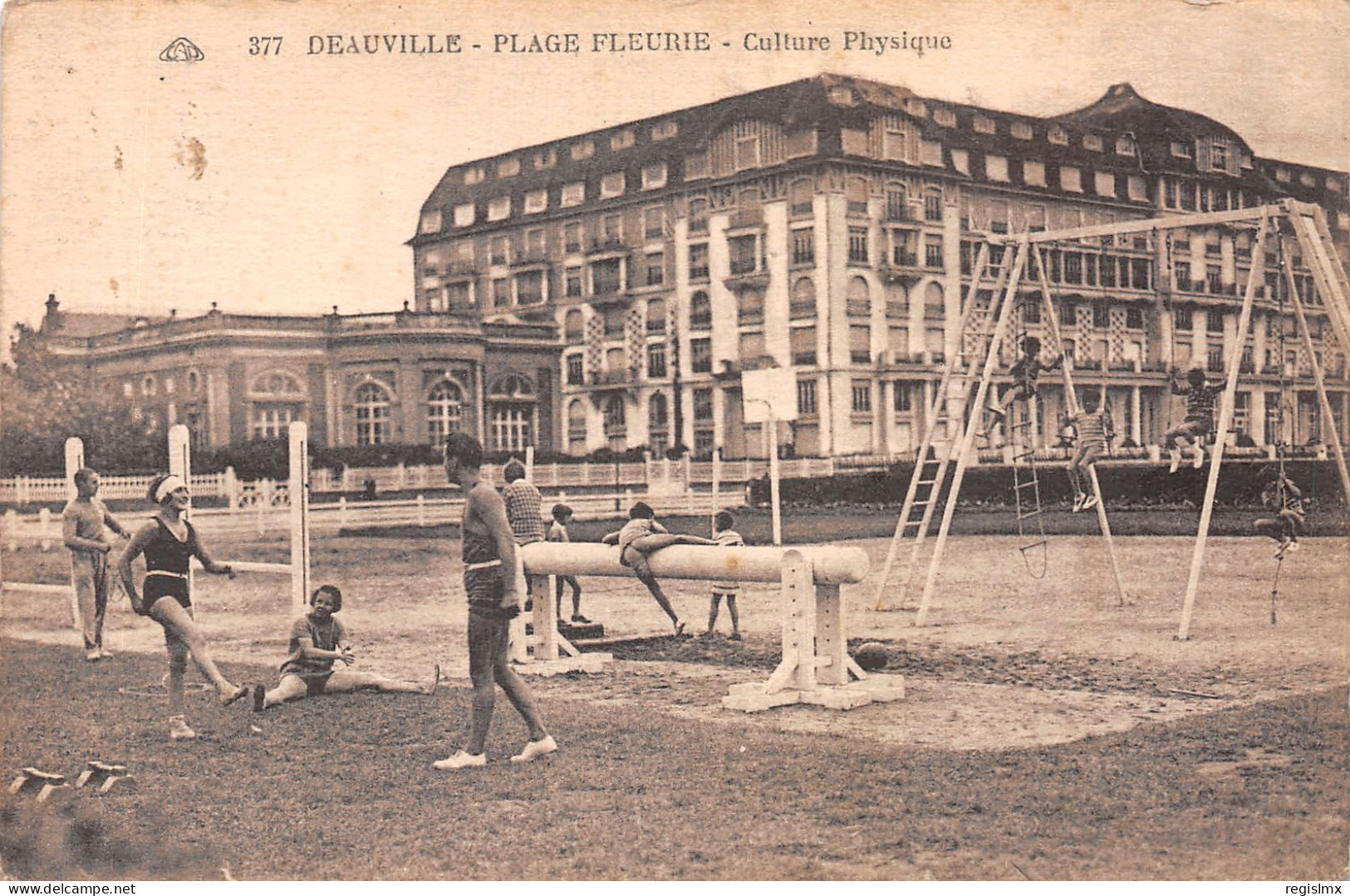 14-DEAUVILLE PLAGE FLEURIE-N°T2225-B/0277 - Deauville