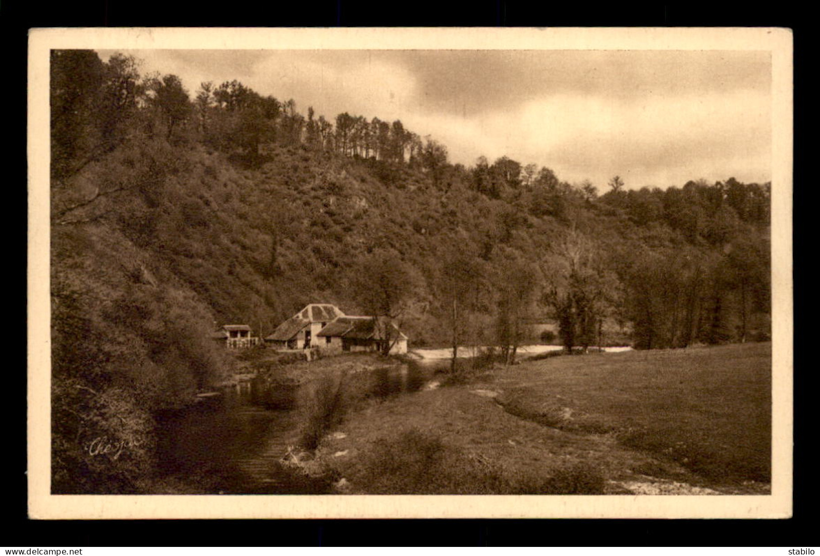 24 - ENVIRONS DE THIVIERS - VALLEE DE L'ISLE - Thiviers