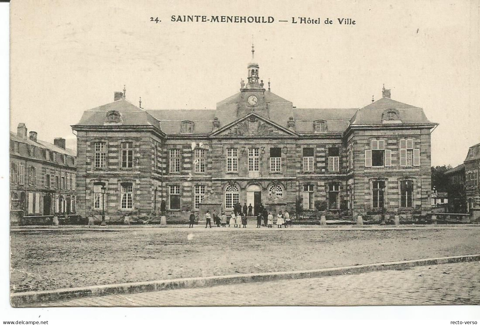 SAINTE MENEHOULD. L'Hôtel De Ville - Sainte-Menehould