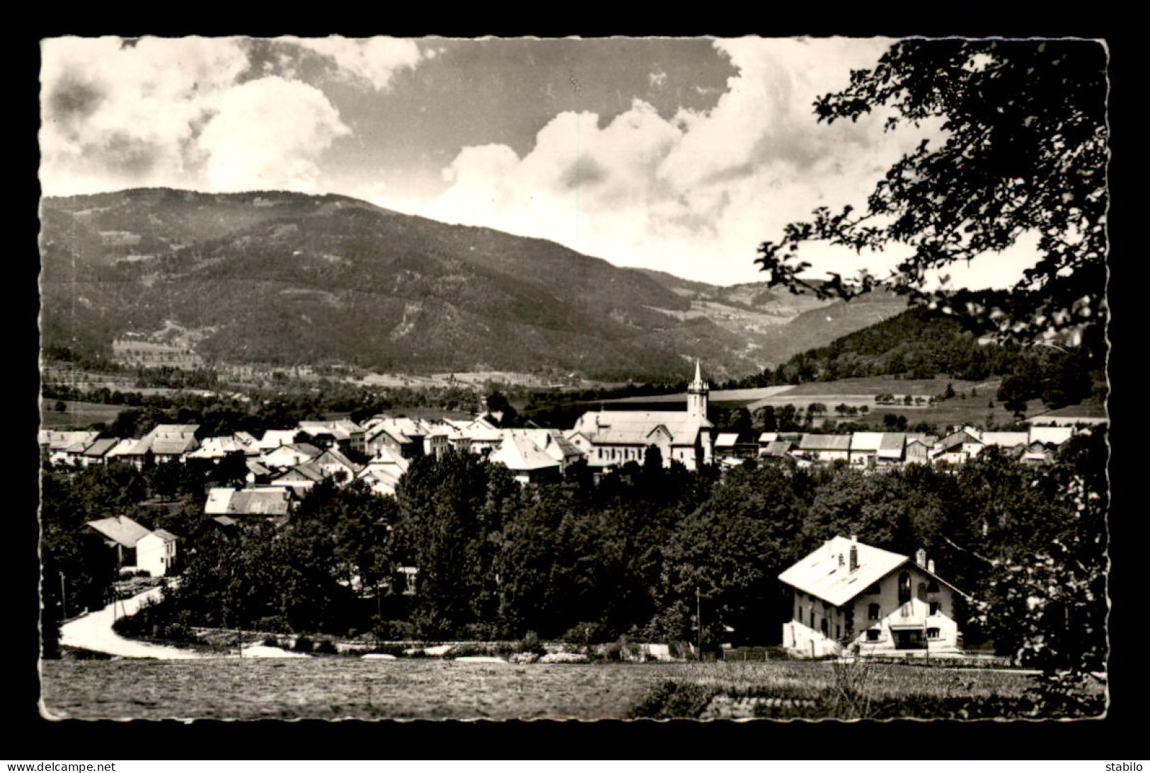 74 - BOEGE - VUE GENERALE ET LES VOIRONS - Boëge