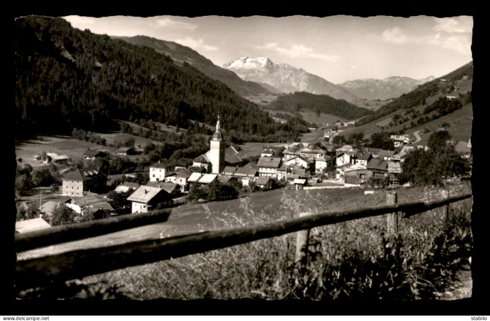 74 - BOEGE - VUE GENERALE ET LA TOURNETTE - Boëge