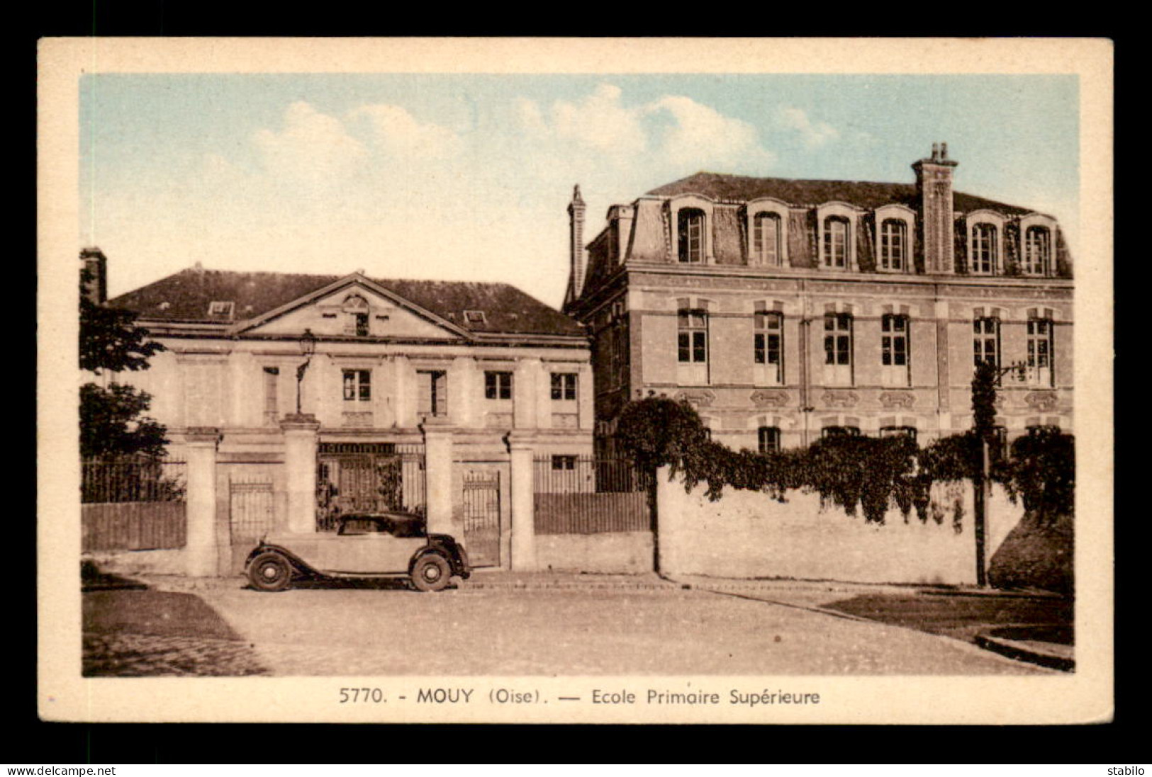 60 - MOUY - ECOLE PRIMAIRE SUPERIEURE - AUTOMOBILE - Mouy