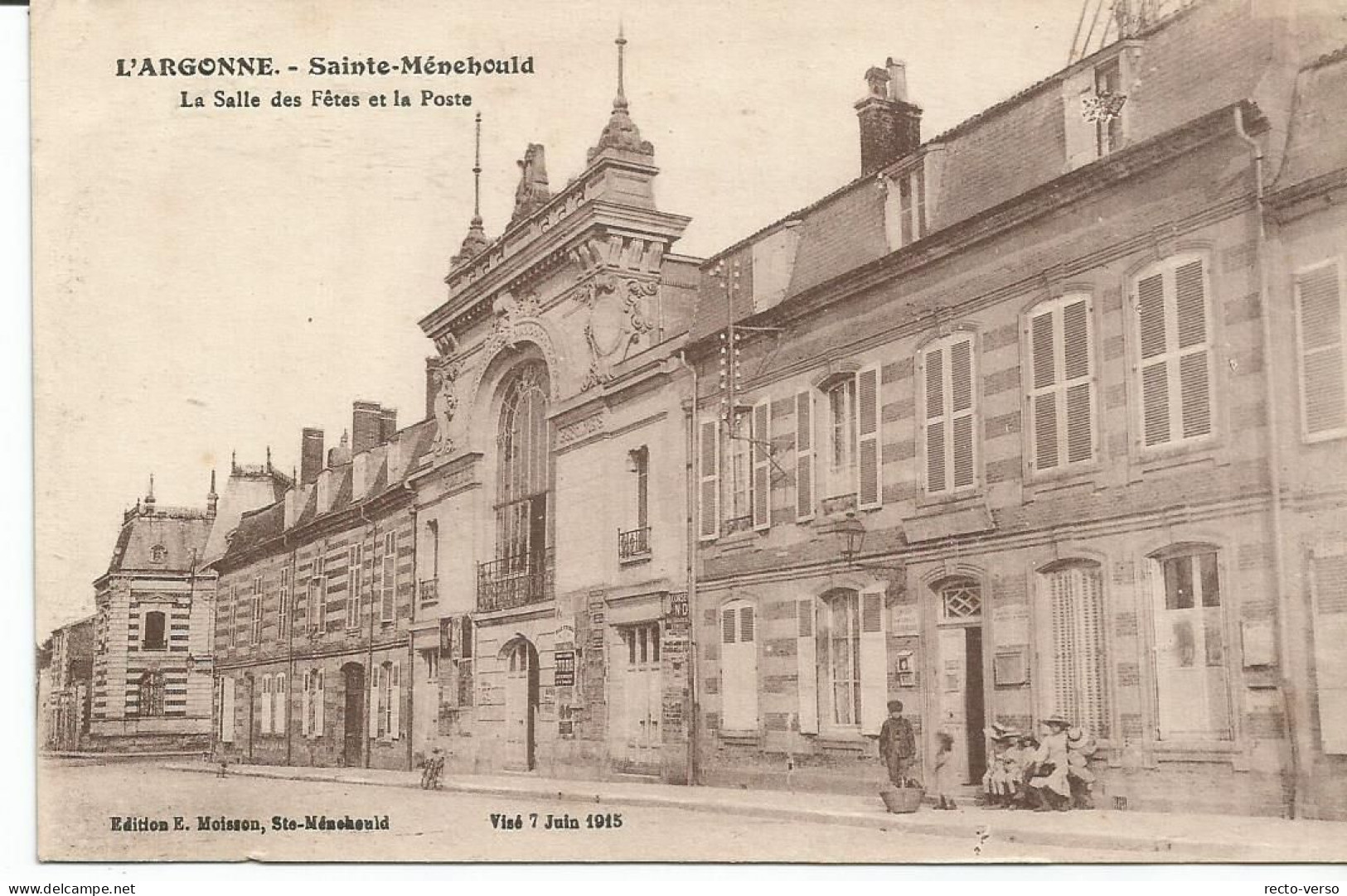 SAINTE MENEHOULD. La Salle Des Fêtes Et La Poste - Sainte-Menehould