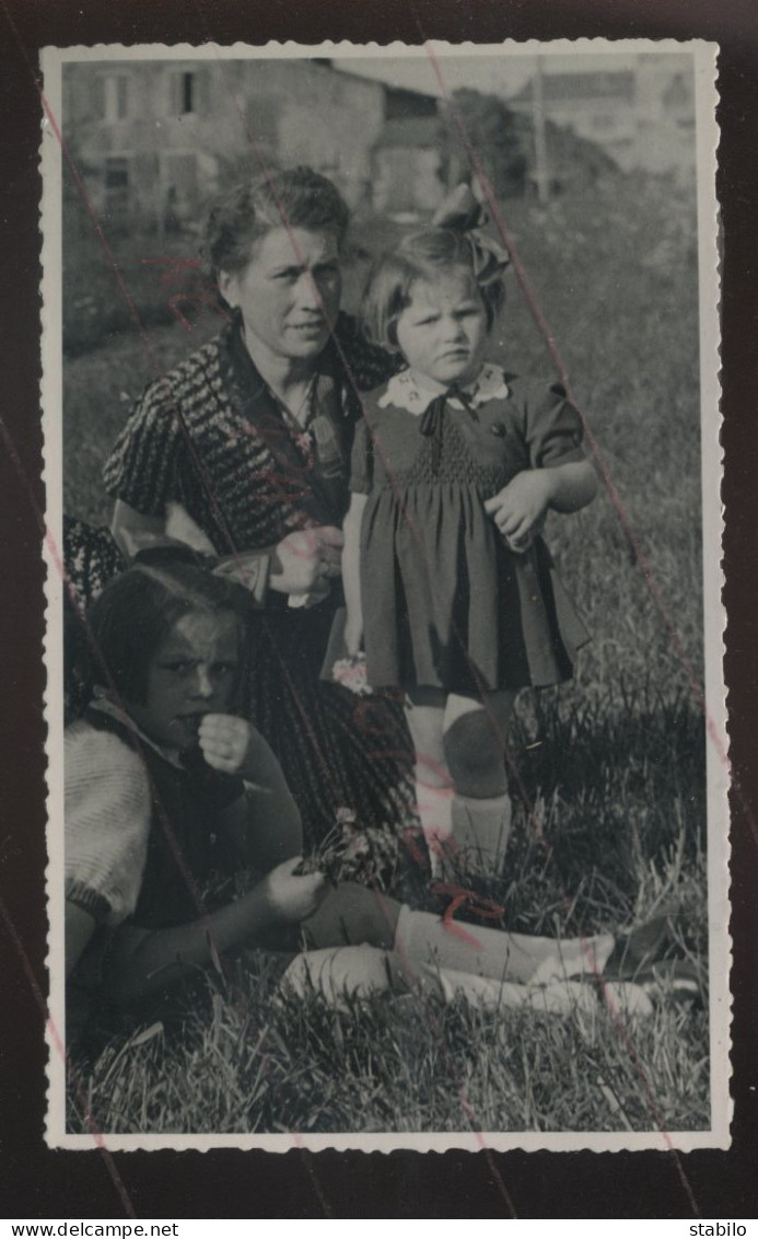 LUXEMBOURG - ESCH-SUR-ALZETTE - MAI 1943 - CARTE PHOTO ORIGINALE - Esch-sur-Alzette