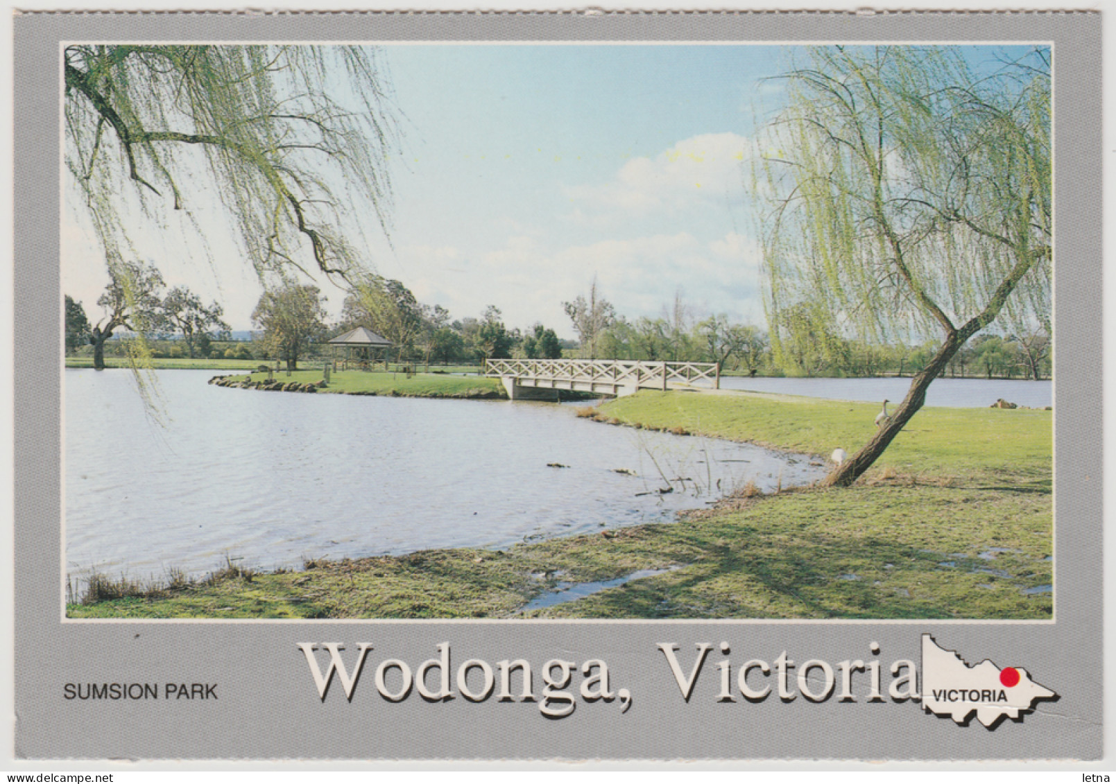 Australia VICTORIA VIC Lake Bridge Sumsion Park WODONGA Rose L2567 Postcard C1980s - Otros & Sin Clasificación