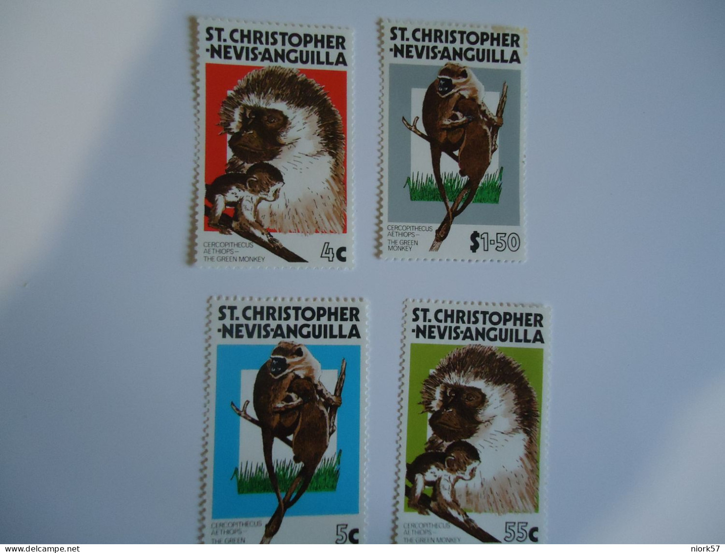 ST CRHISTOPHER NEVIS ANGUILLA  MNH SET 4 MONKEYS - Scimmie