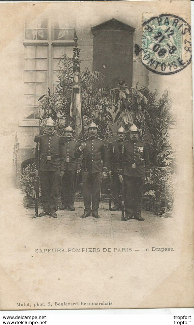 CPA BRIGADE SAPEURS POMPIERS DE PARIS Sapeur Pompier 1906 Le DRAPEAU BSPP - Sapeurs-Pompiers