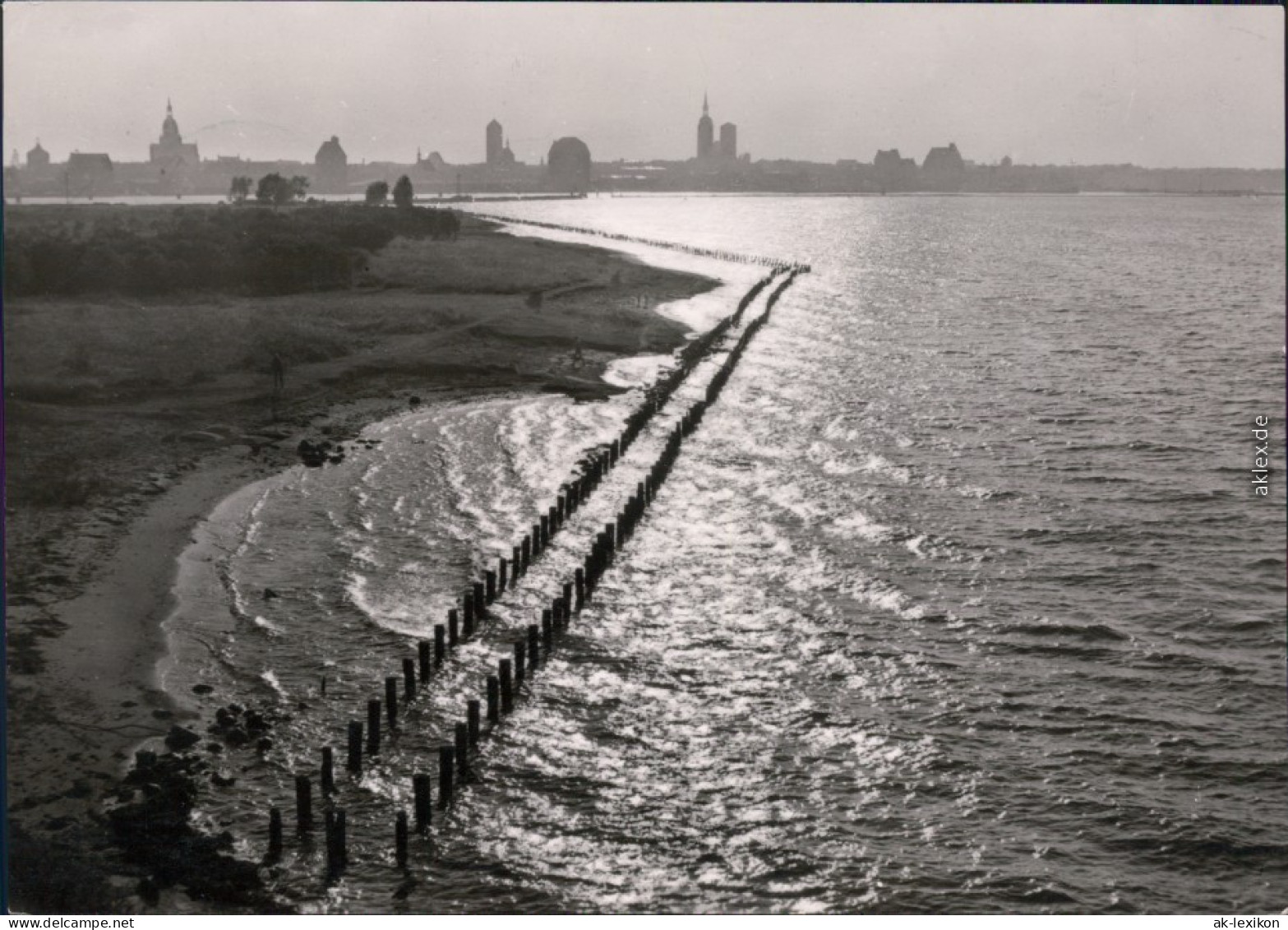 Foto Ansichtskarte  Stralsund Blick Vom Dänholm Auf Die Stadt 1974 - Stralsund