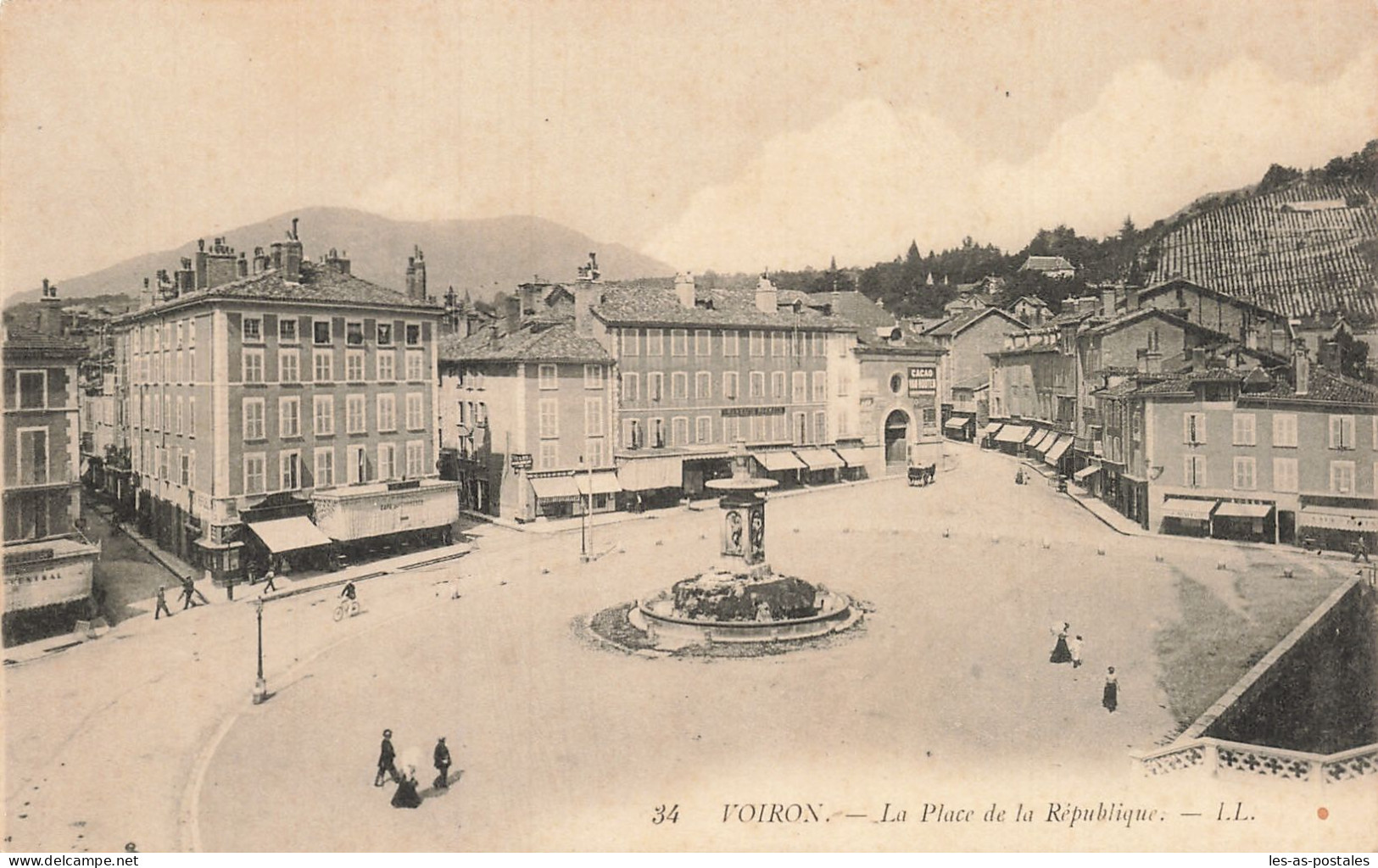 38 VOIRON LA PLACE DE LA REPUBLIQUE - Voiron