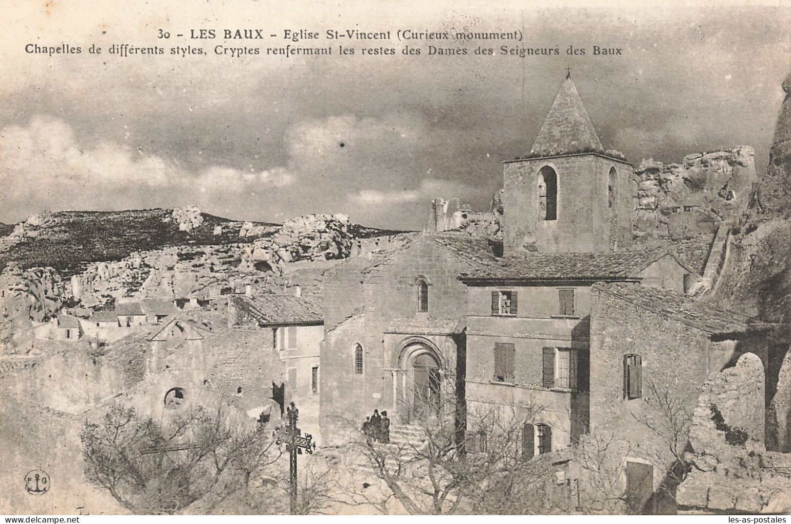 13 LES BAUX L EGLISE SAINT VINCENT - Les-Baux-de-Provence