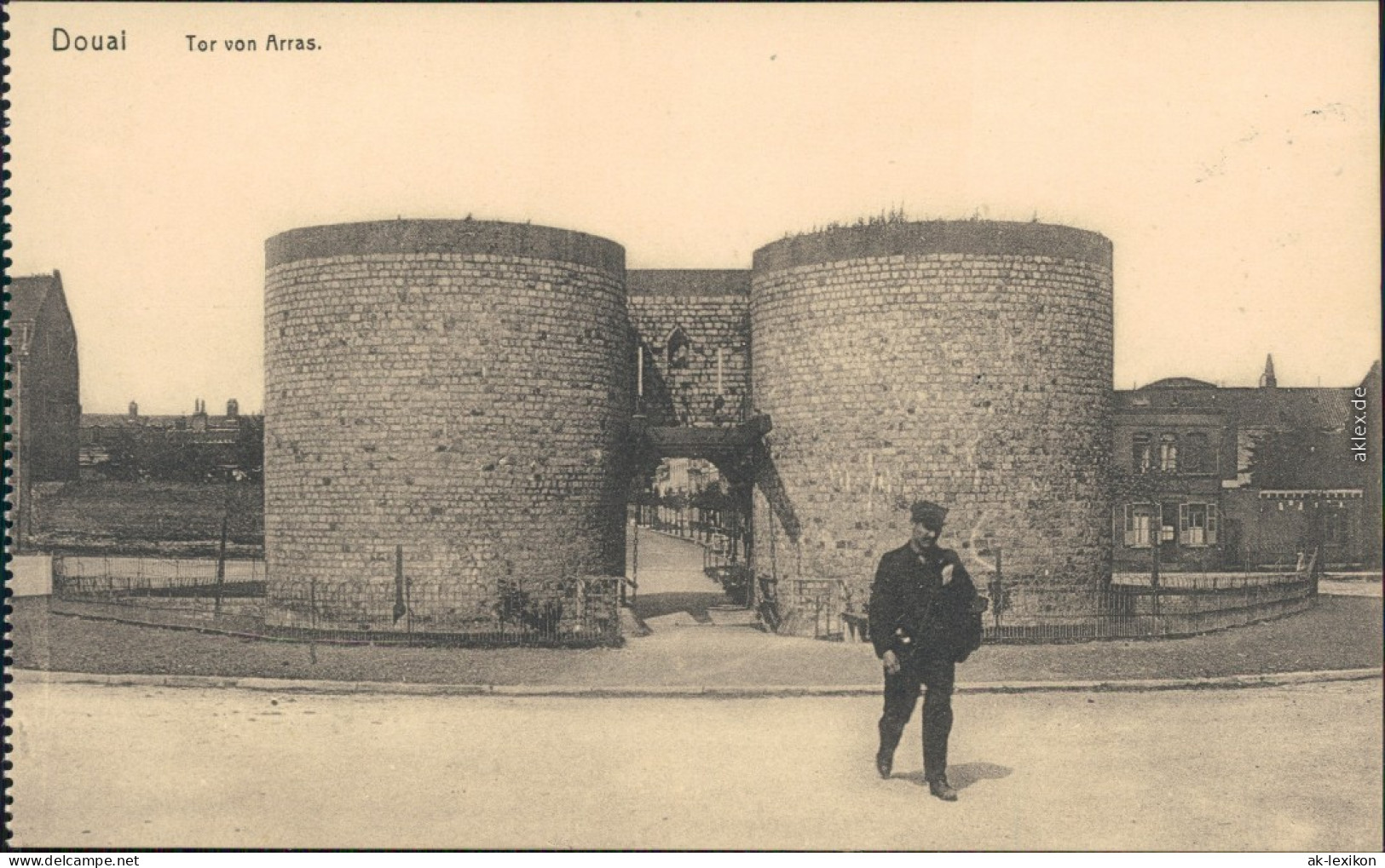 CPA Douai Dowaai Tor Von Arras 1914 - Douai