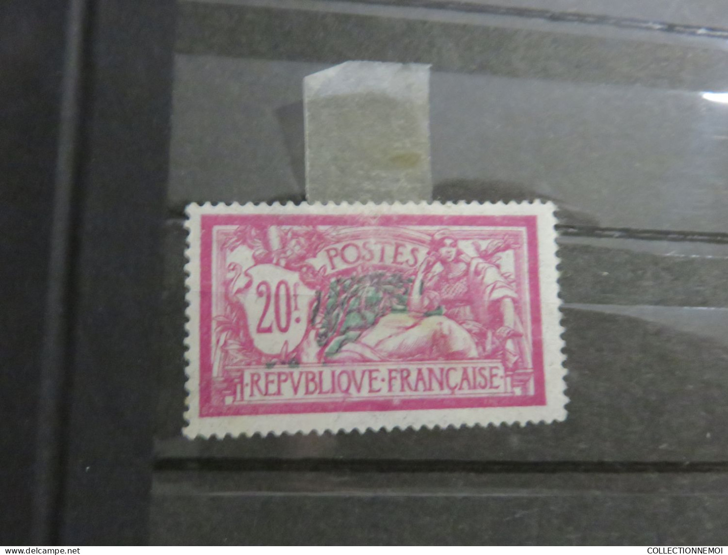 lot de france ,, TIMBRES NEUFS ,,et oblitérés, avec et sans charniére ,,LIRE DESCRIPTION TRES IMPORTANT