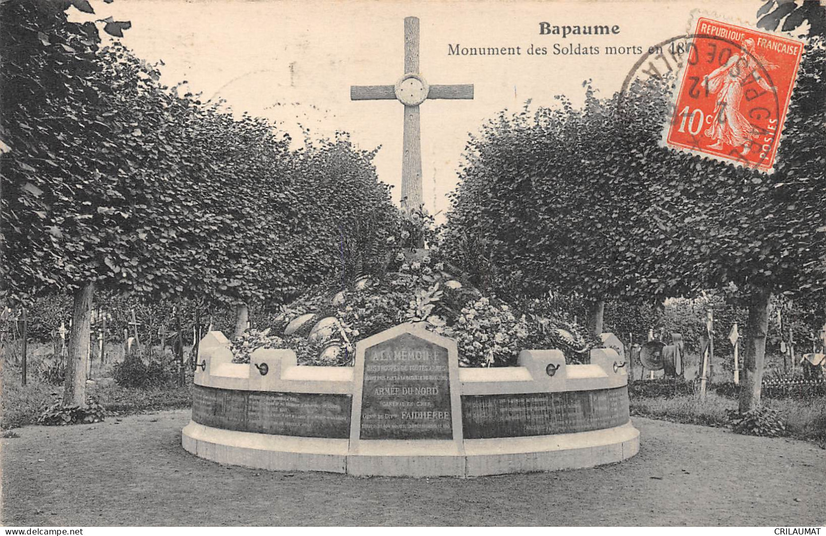 62-BAPAUME-Monument Des Soldats Morts-N 6004-F/0315 - Bapaume