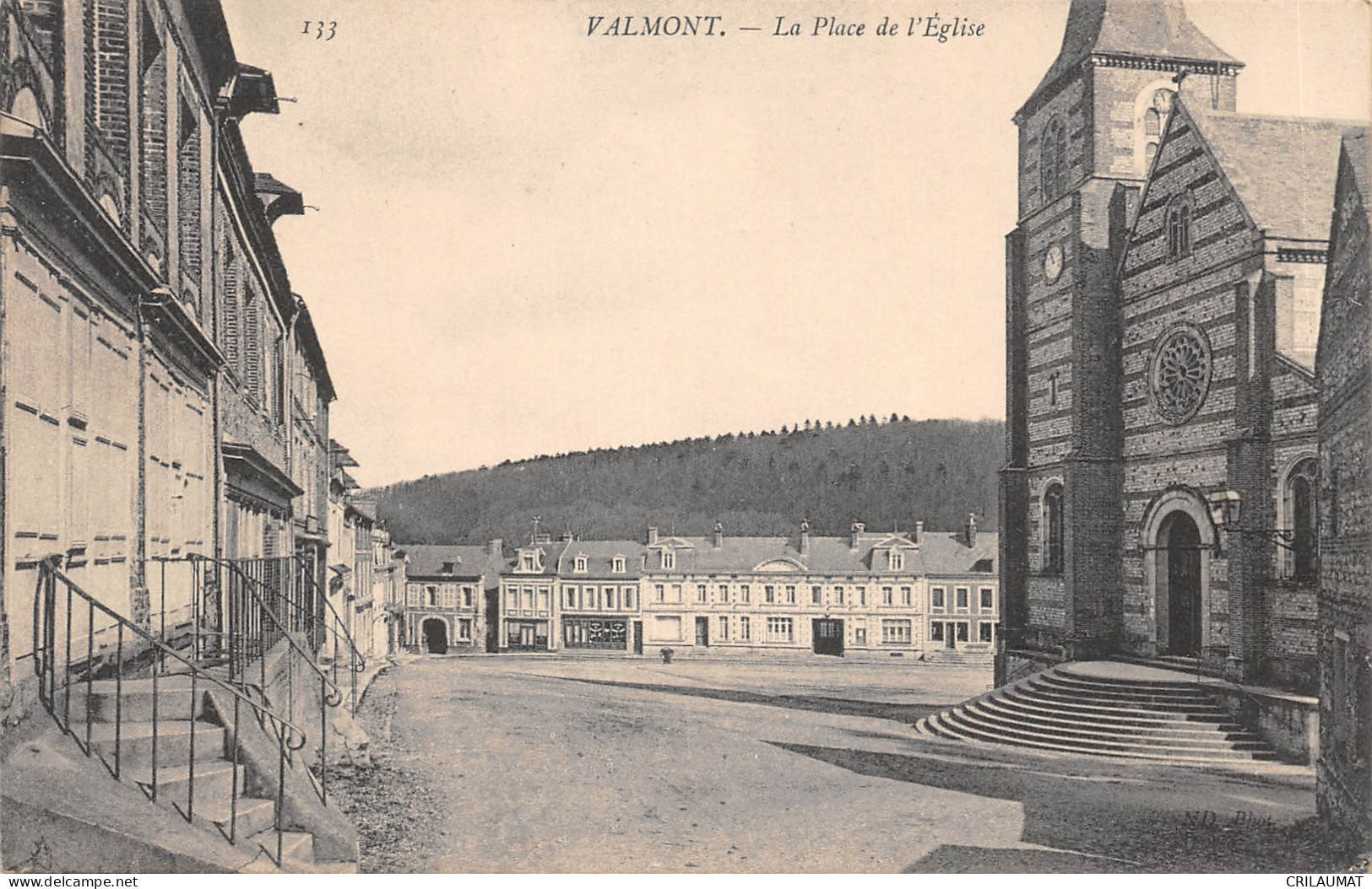 76-VALMONT-PLACE DE L EGLISE-N 6009-E/0155 - Valmont