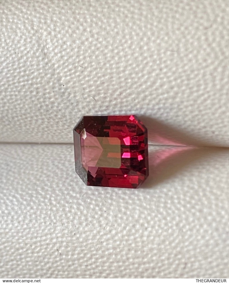 Rhodolite Garnet Gemstone 2.15 Carat Natural Certify Octagon Shape Loose Gemstone - Sin Clasificación