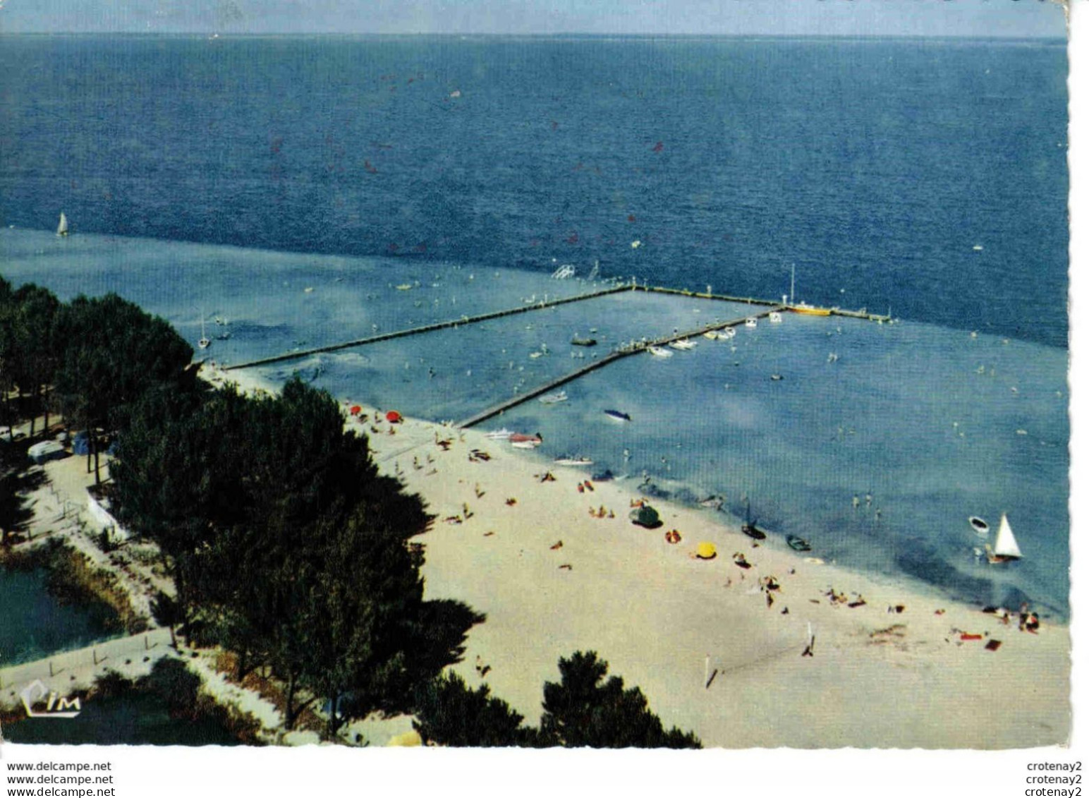 40 BISCARROSSE N°24 42 Vue Aérienne Camping De MAGUIDE Filet De Volley En 1966 VOIR Tampon Restaurant Au Dos - Biscarrosse