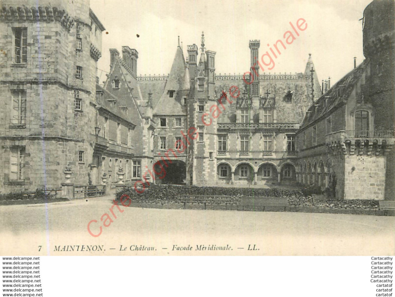 28.  MAINTENON .  Le Château . Façade Méridionale . - Maintenon