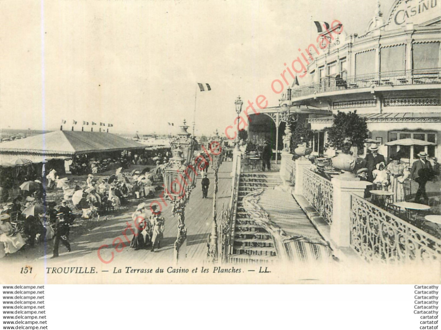 14.  TROUVILLE .  La Terrasse Du Casino Et Les Planches . - Trouville