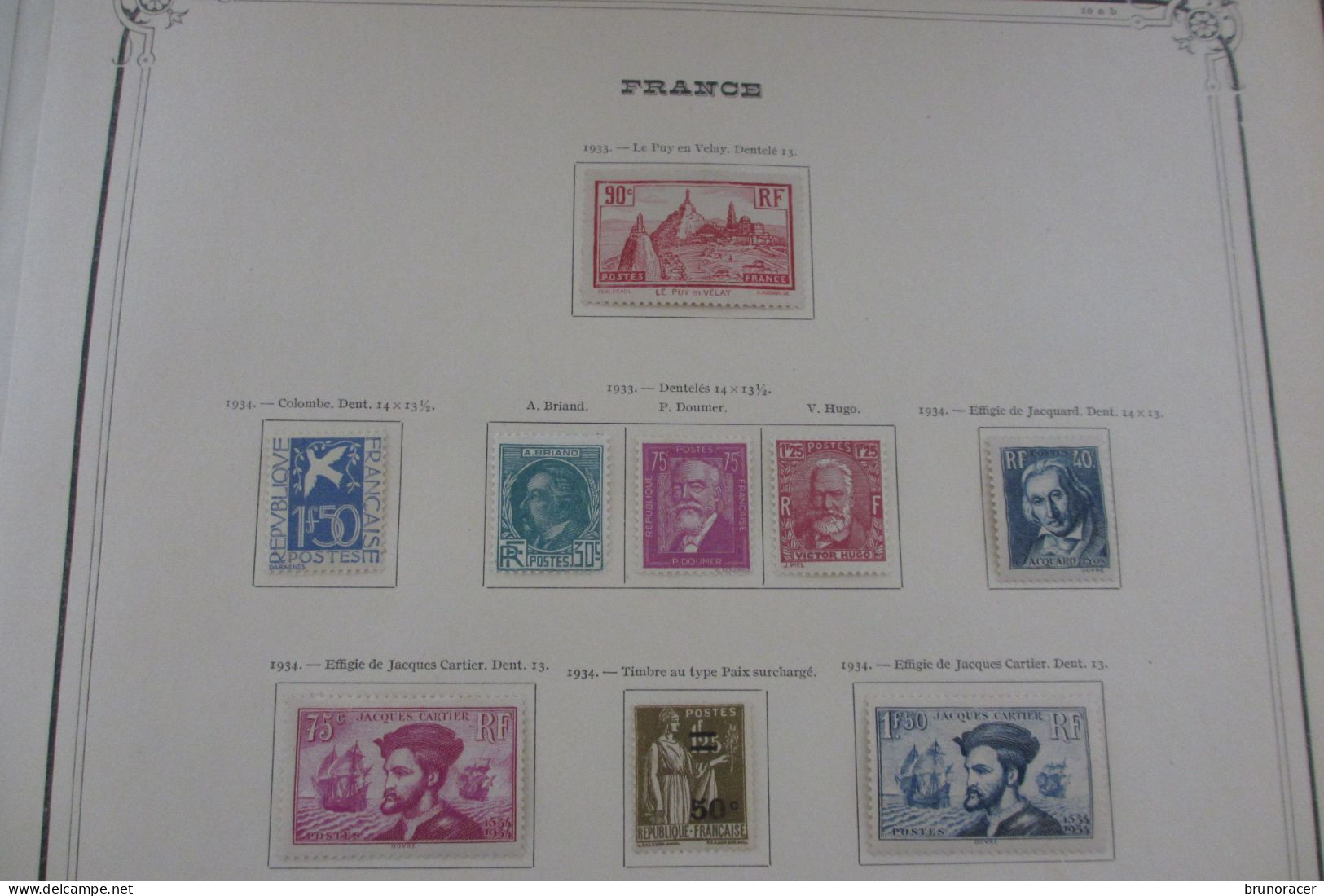 FRANCE LOT TIMBRES 1933 à 1937 SUR 4 FEUILLES YVERT & TELLIER SURTOUT NEUF* QUELQUES (*) COTE 1207 EUROS VOIR SCANS - Neufs