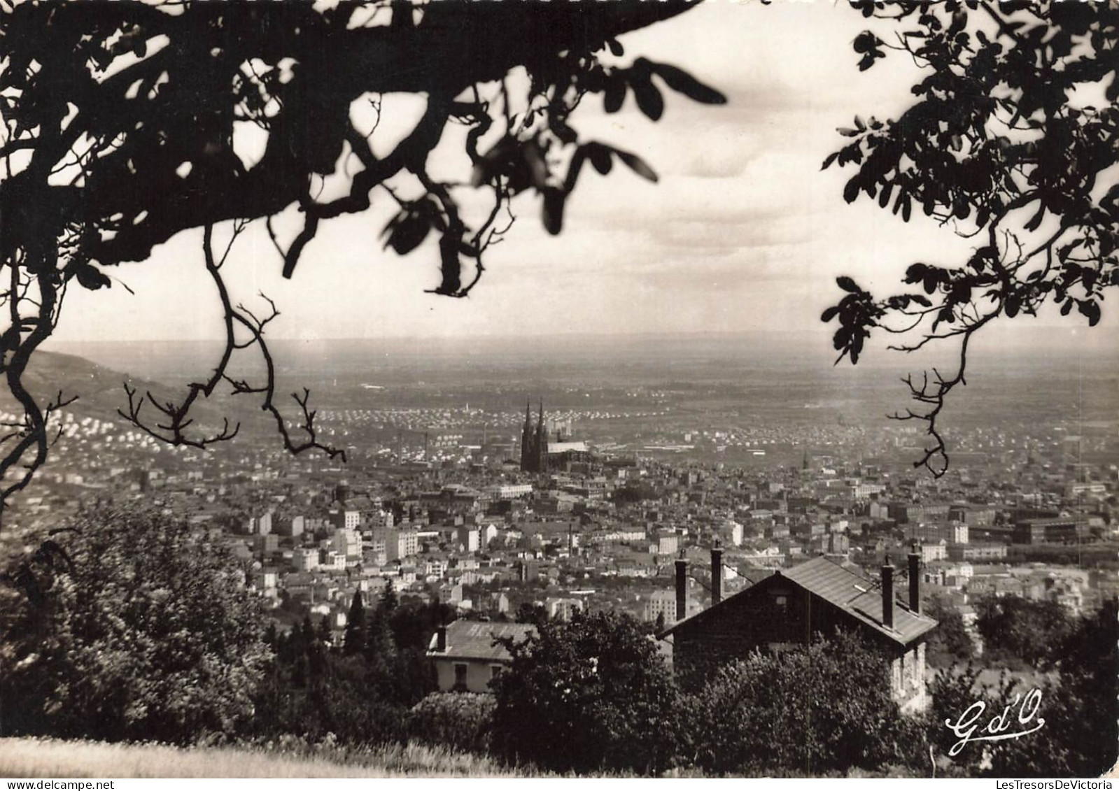 FRANCE - Clermont Ferrand - La Cathédrale - Ville - Vue Générale - Carte Postale Ancienne - Clermont Ferrand